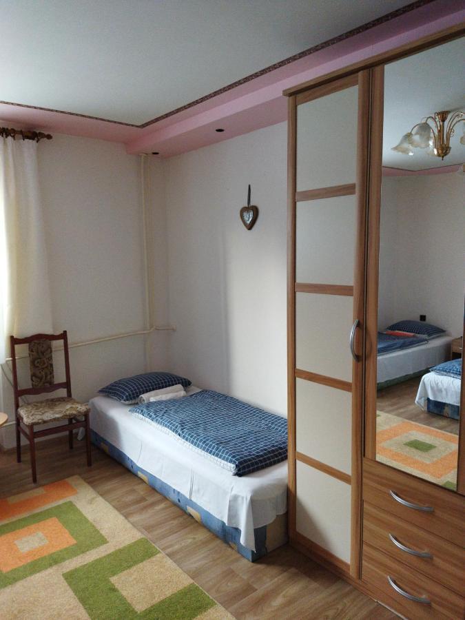 Lucky Cat Hotel Nová Lesná Екстериор снимка