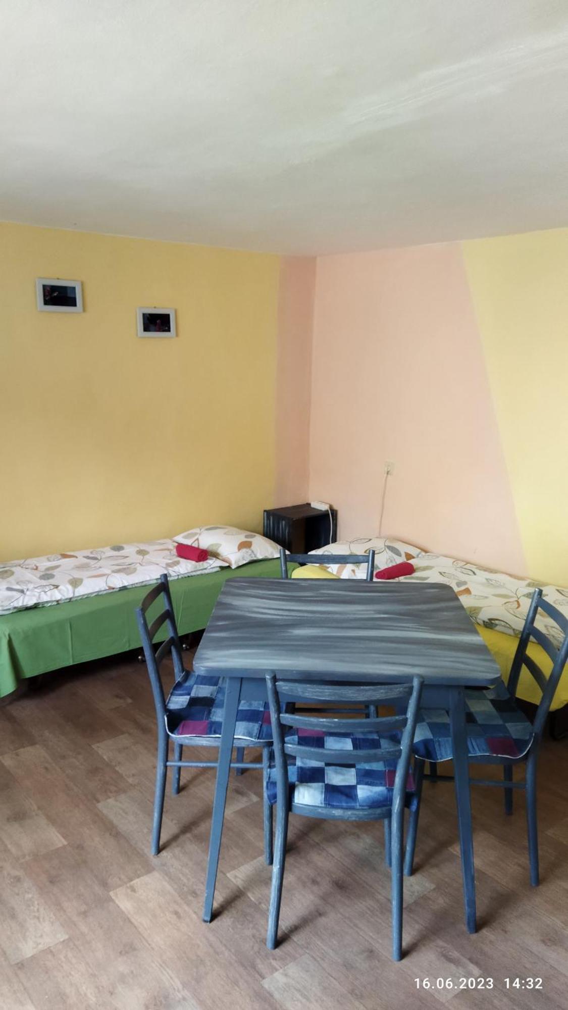 Lucky Cat Hotel Nová Lesná Стая снимка